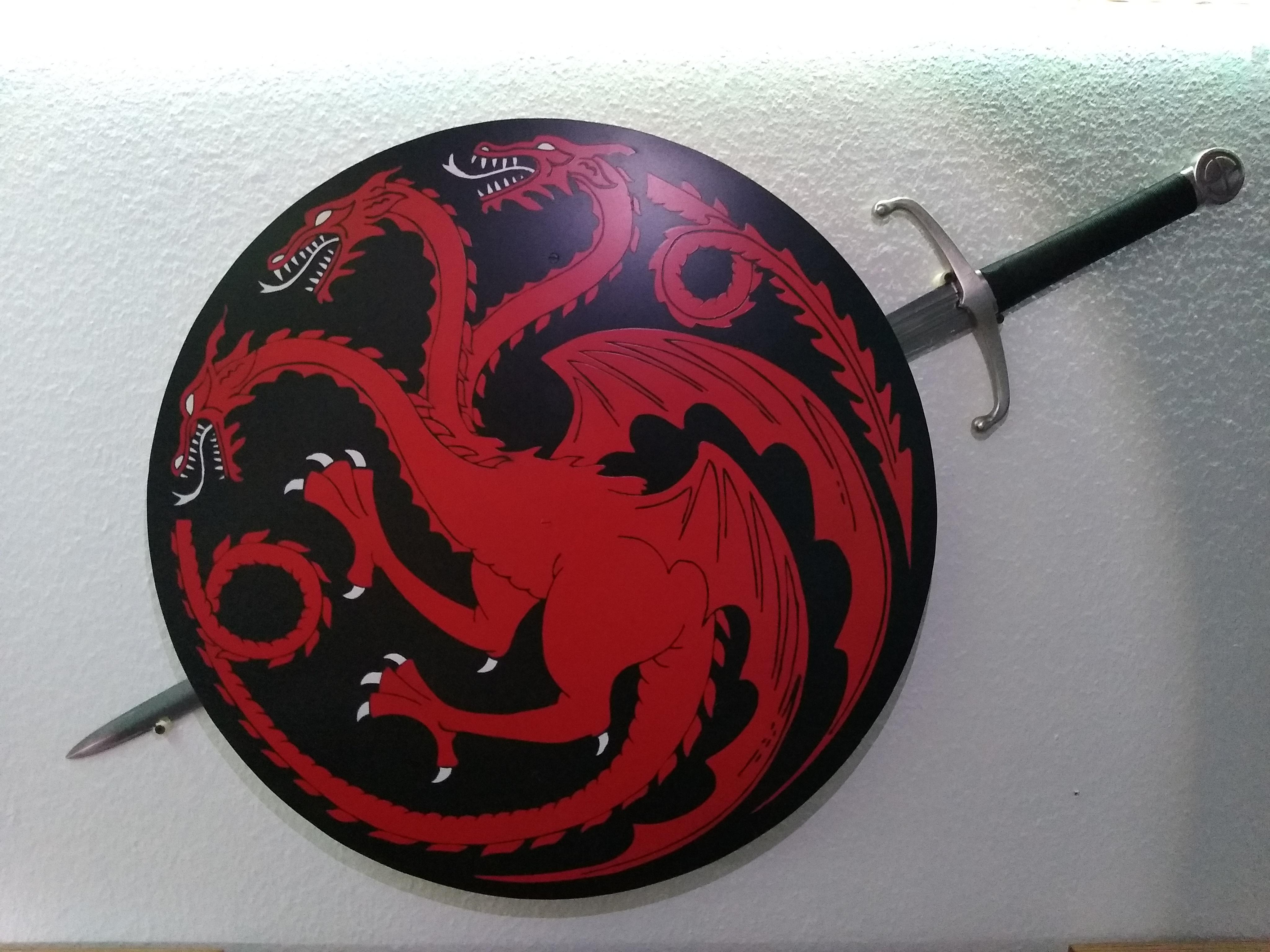 [NO SPOILERS] 60cm diameter self build Targaryen round shield. | Scrolller