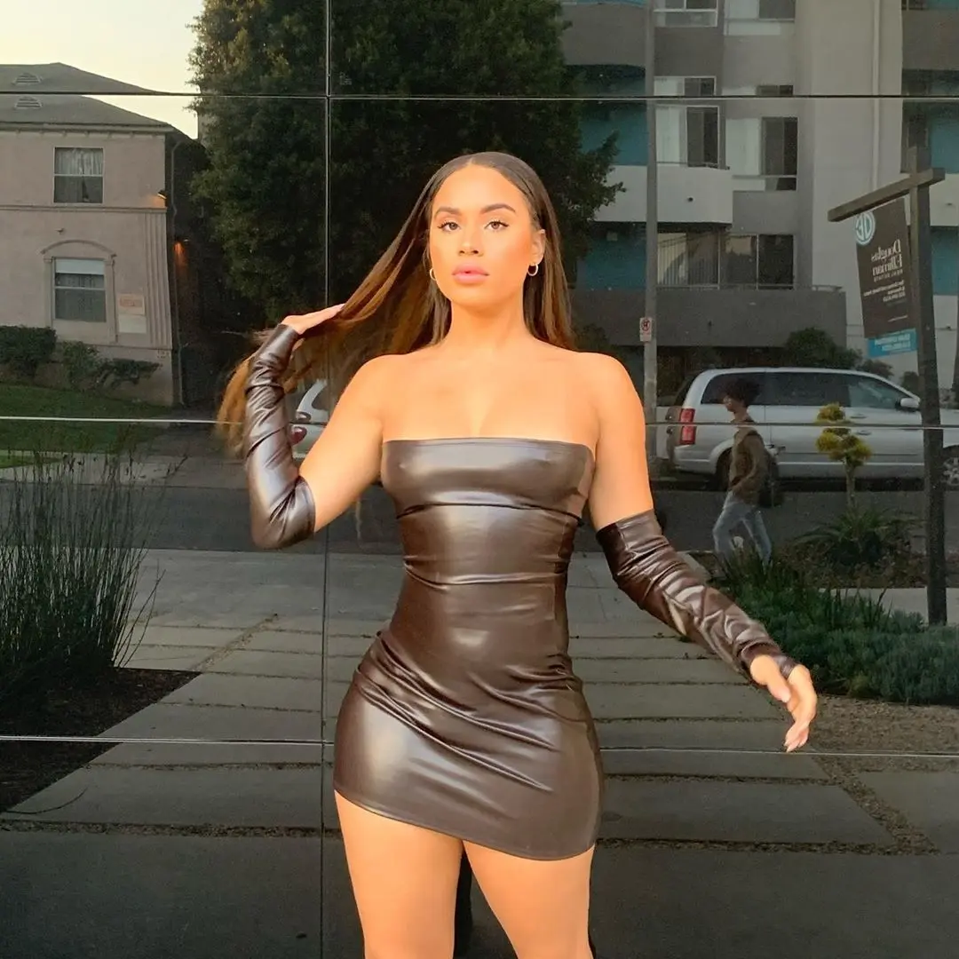 #NoBra