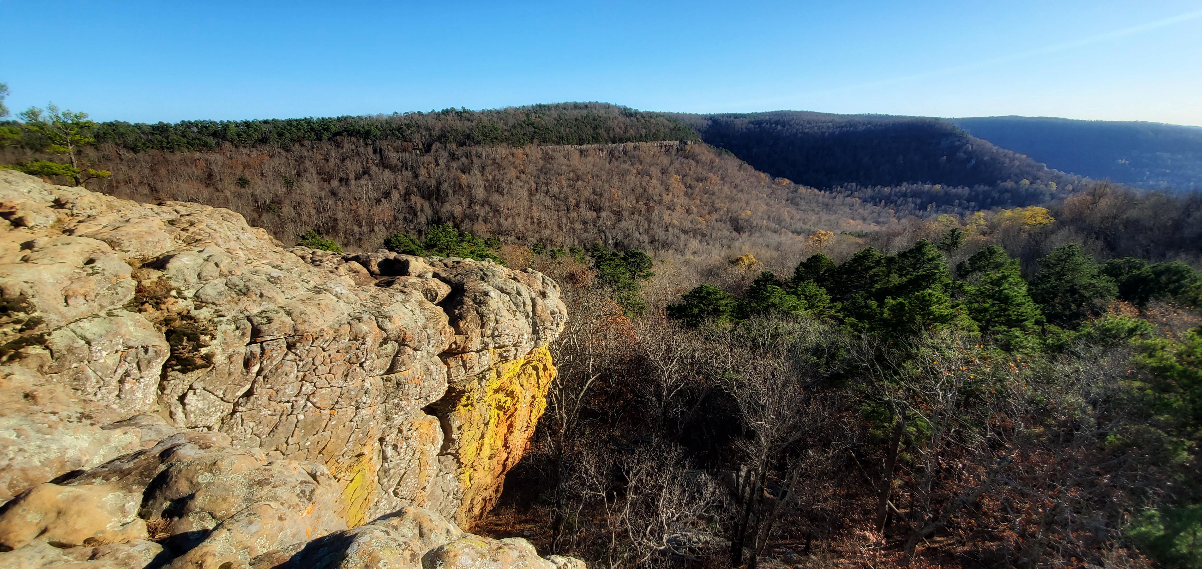 [OC] Sam's Throne, Ozarks National Forest, Arkansas, USA [4608×2184 ...
