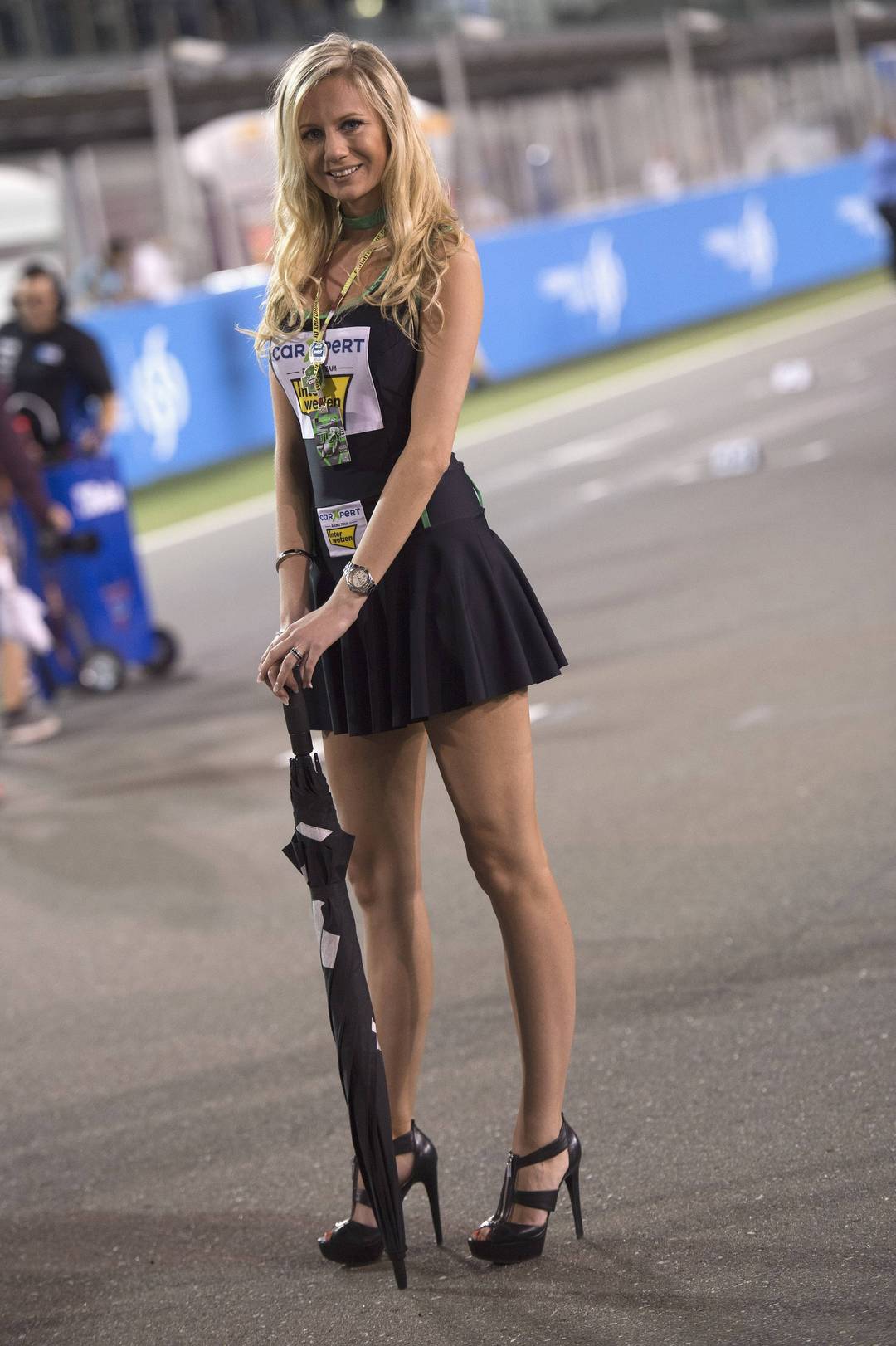 Pretty blonde promolegs for days (x post /r/PromoBabes) Scrolller