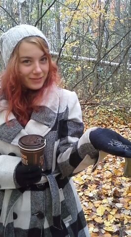 Rate my girlfriend Scrolller