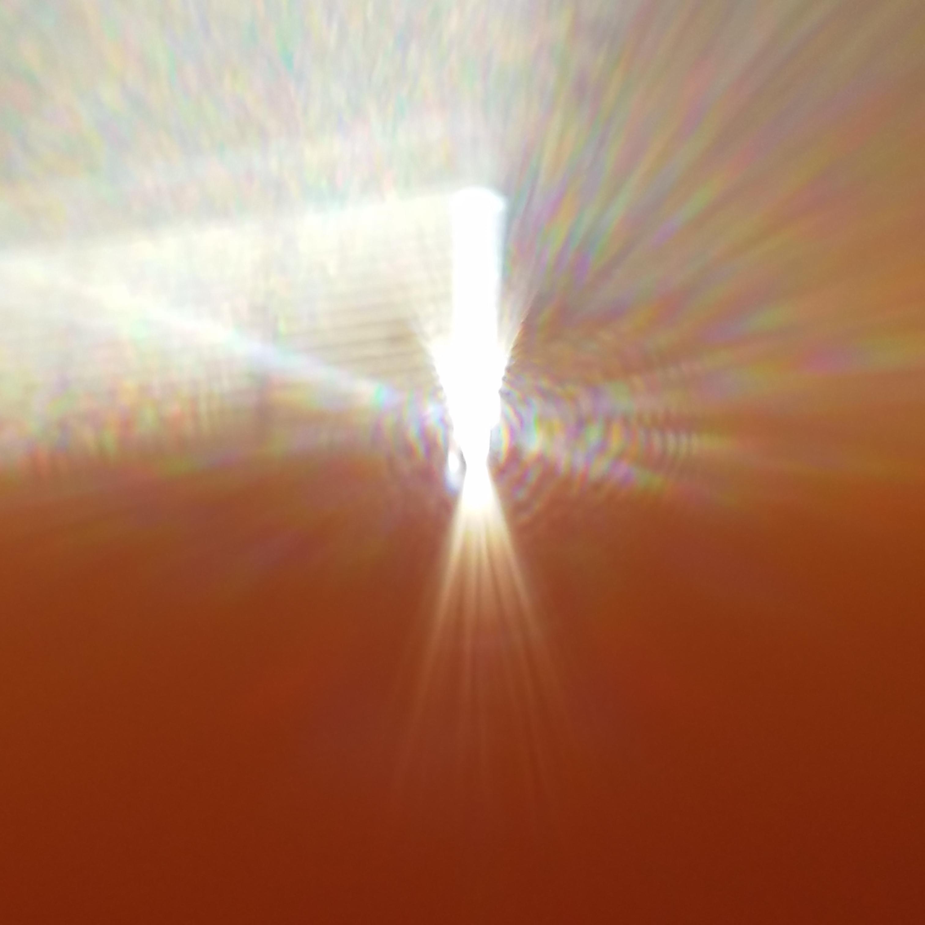 real-world-example-of-light-superposition-diffraction-scrolller