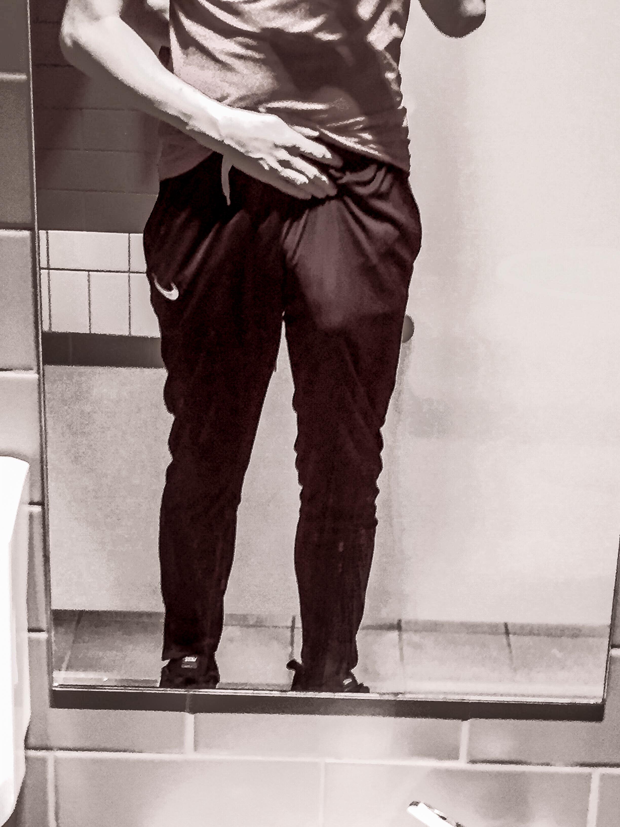 Reminder always wear underwear at the gym Scrolller