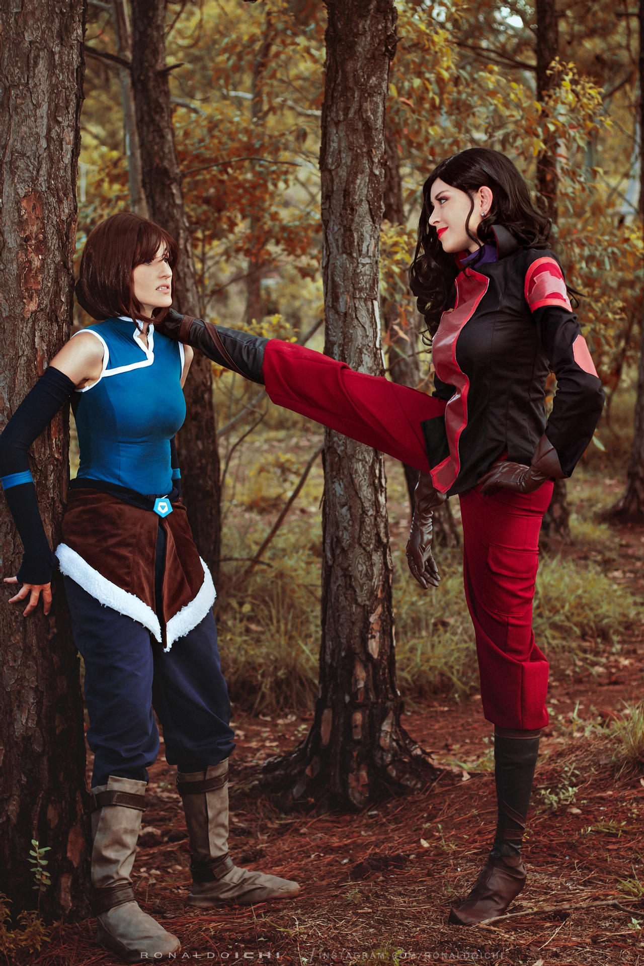 Self Korra And Asami Cosplay By Rizzy And Rach Scrolller