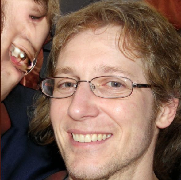 Shaved shaggy with glasses and the eater of worlds Scrolller