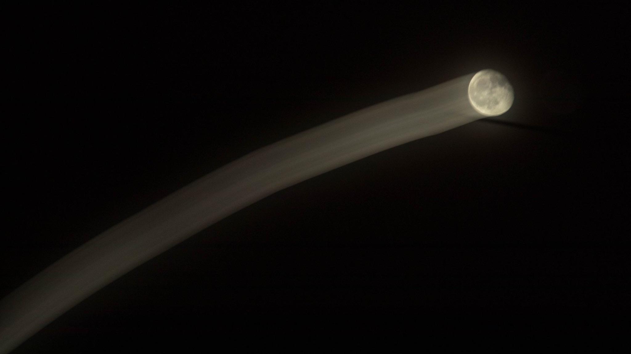 Shooting Moon Scrolller