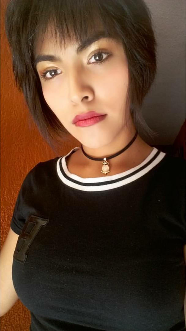 Short haired latina Scrolller