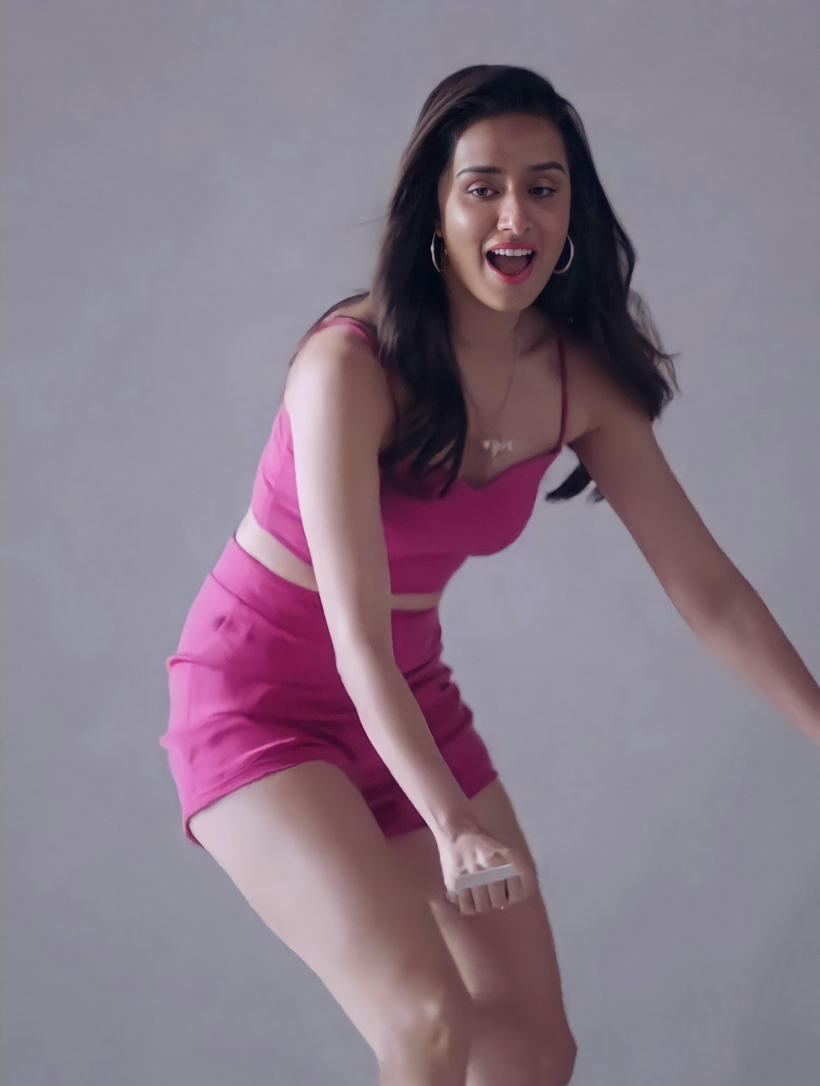 Shraddha Kapoor The Thigh Goddess Scrolller