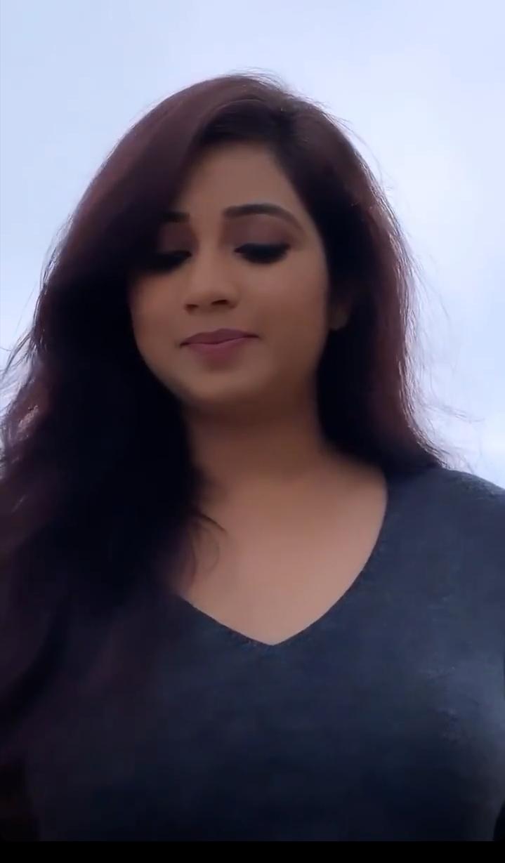 Shreya Ghoshal Has Such A Big Boobs Innocent Face And Busty Figure