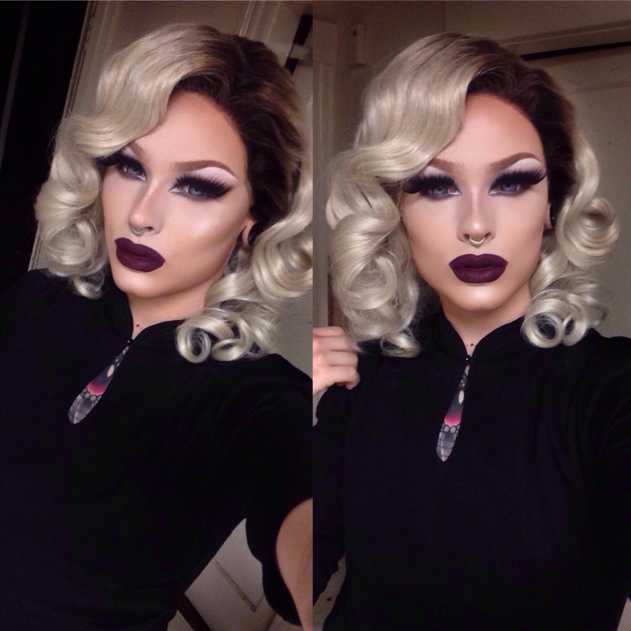 smoky-eyes-and-dark-red-lip-scrolller