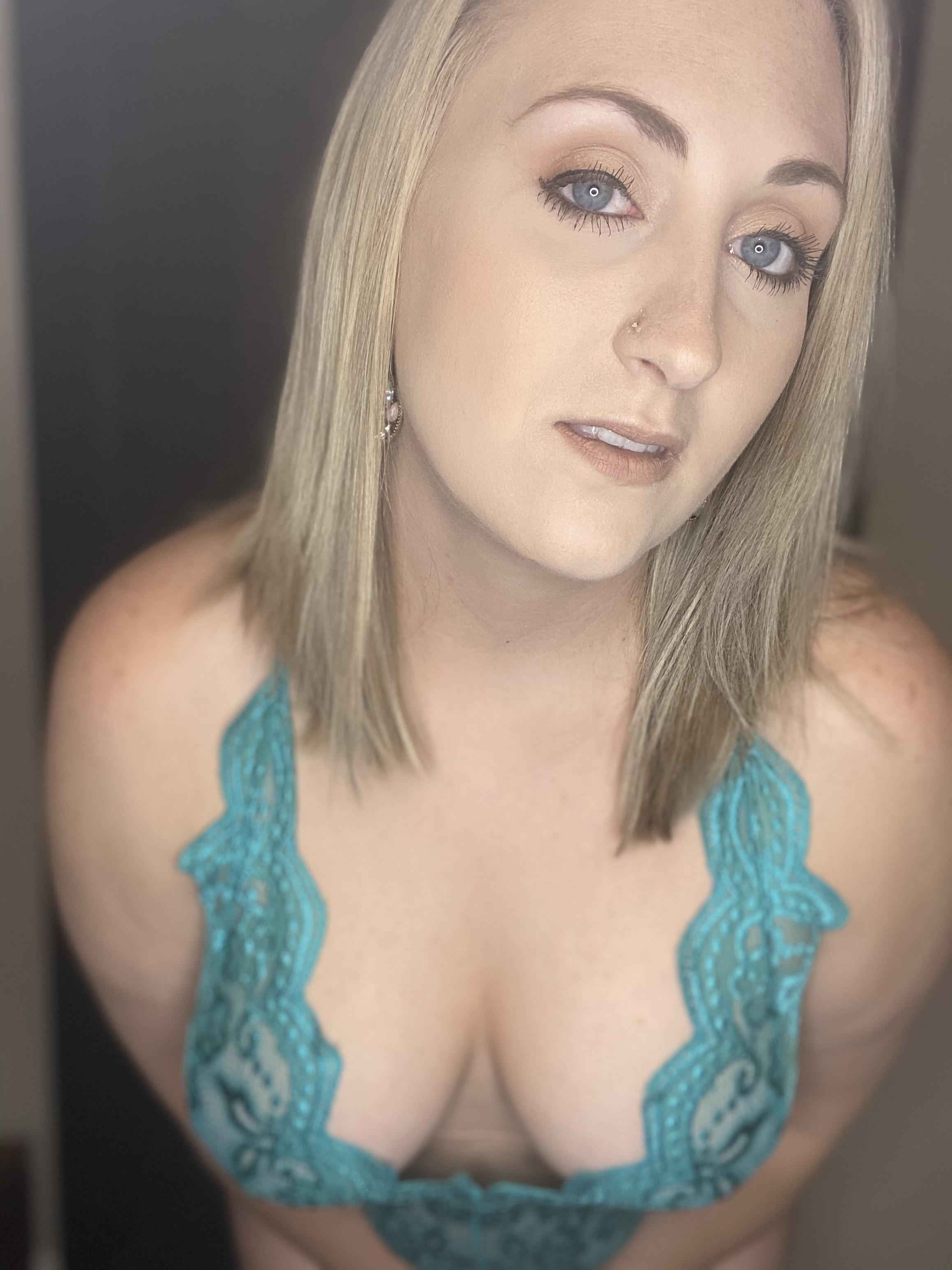 Unbelievable! The Mrs. Blonde Brewer Leak You Have To See - fl9yw64