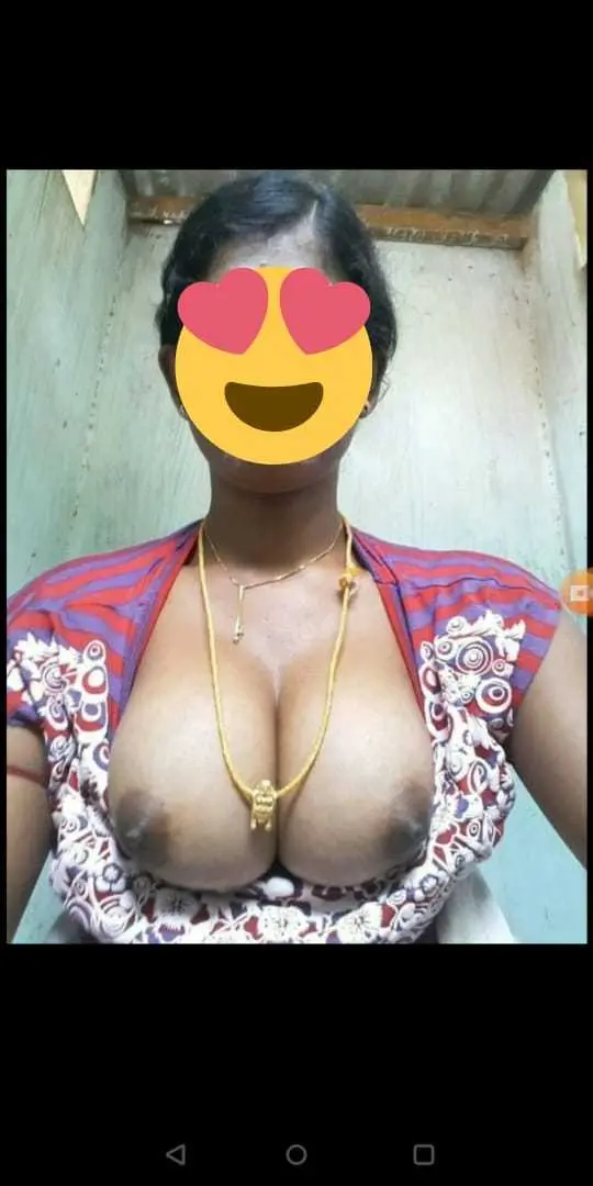 Tamil aunty titty flash