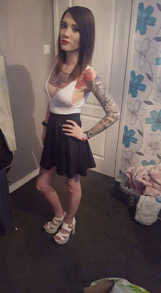 Tattooed Chav Scrolller Tattooed Chav Scrolller