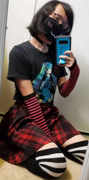 Tfw No Fellow Femboy BF To Cosplay and Cuddle With t-t | Scrolller