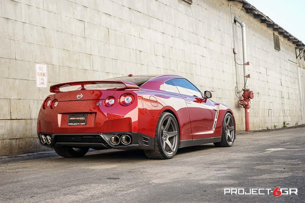 That Booty! R35 looking clean on 5-spoke wheels! | Scrolller