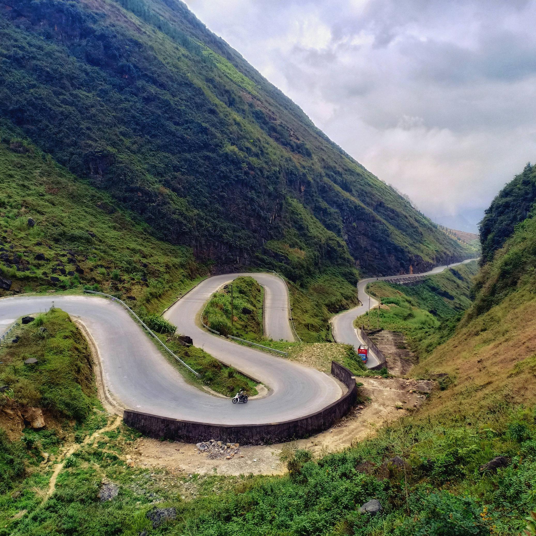 The amazing road of the northern loop. Without a doubt one of the most ...
