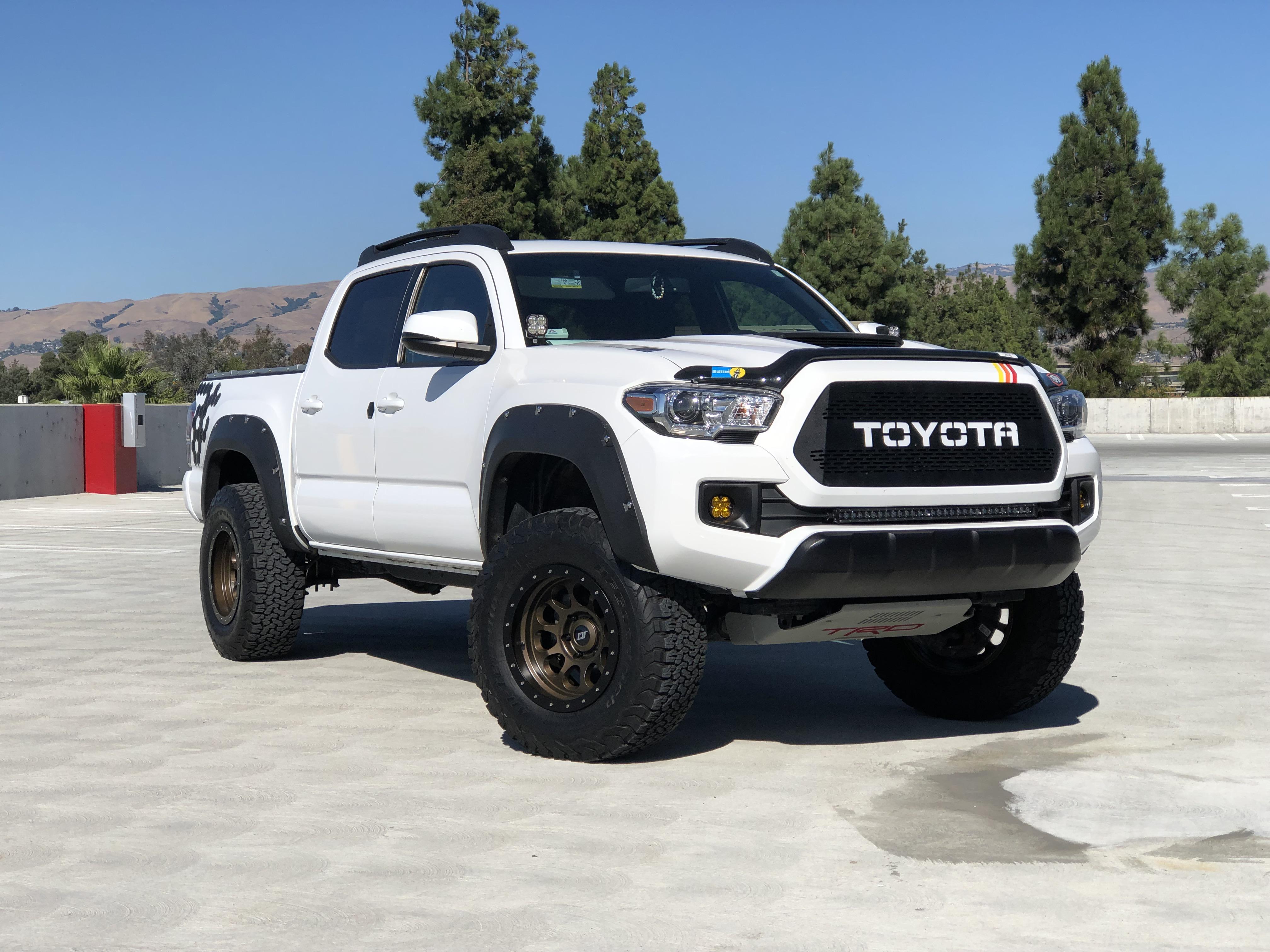 Traded the 4Runner Pro wheels for these SCS Ray10. I’m very happy with ...