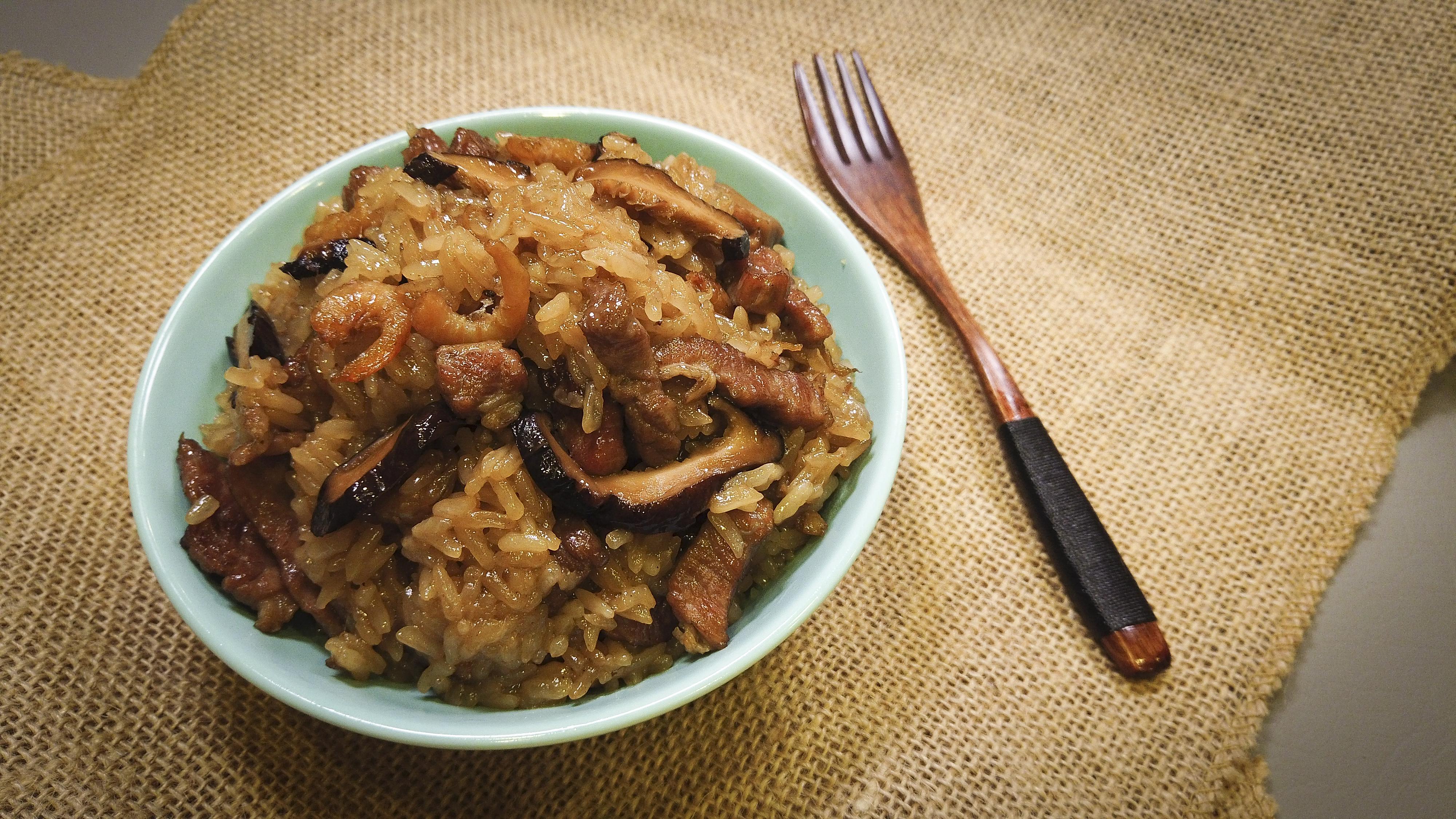 Traditional Taiwanese Sticky Rice for breakfast | Scrolller