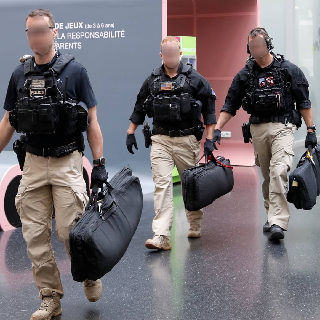 United States Secret Service Counter Assault Team (CAT) members in ...
