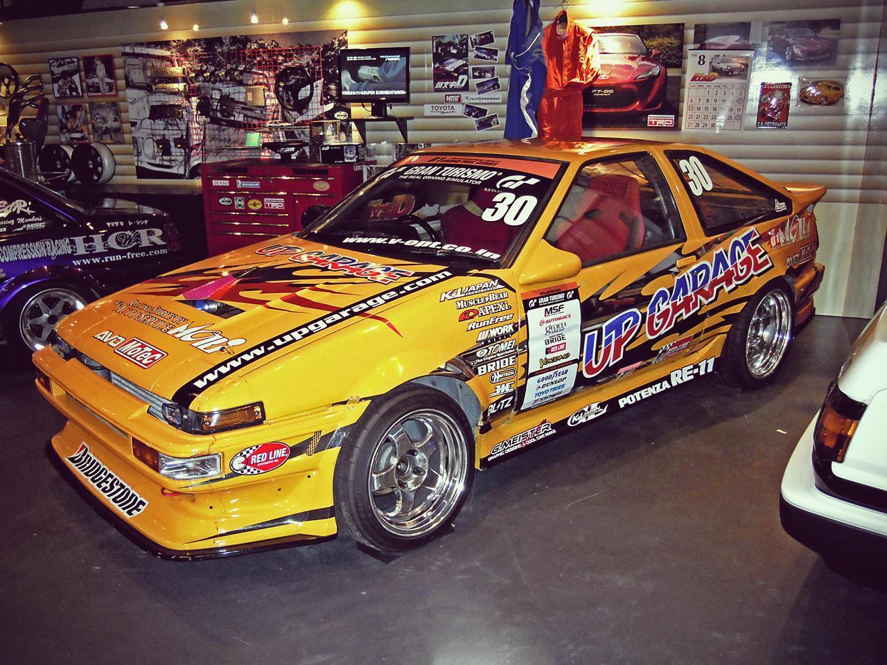 UPGARAGE’s AE86 Scrolller