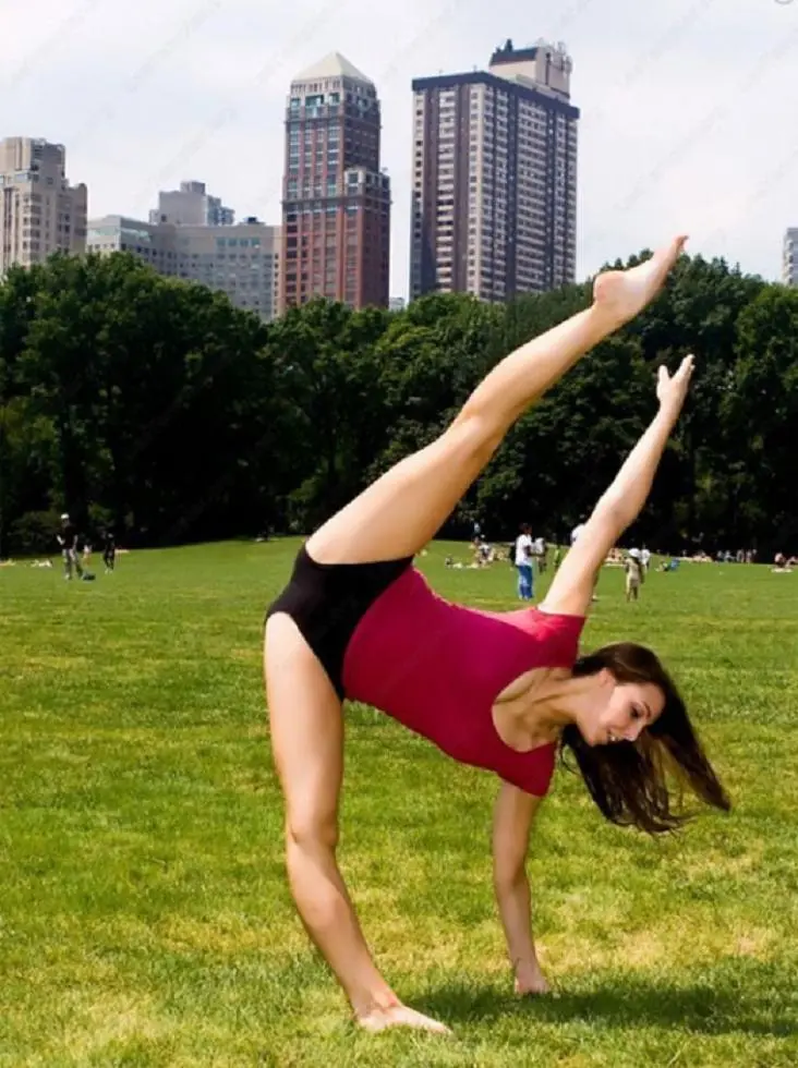 Flexible Hotties