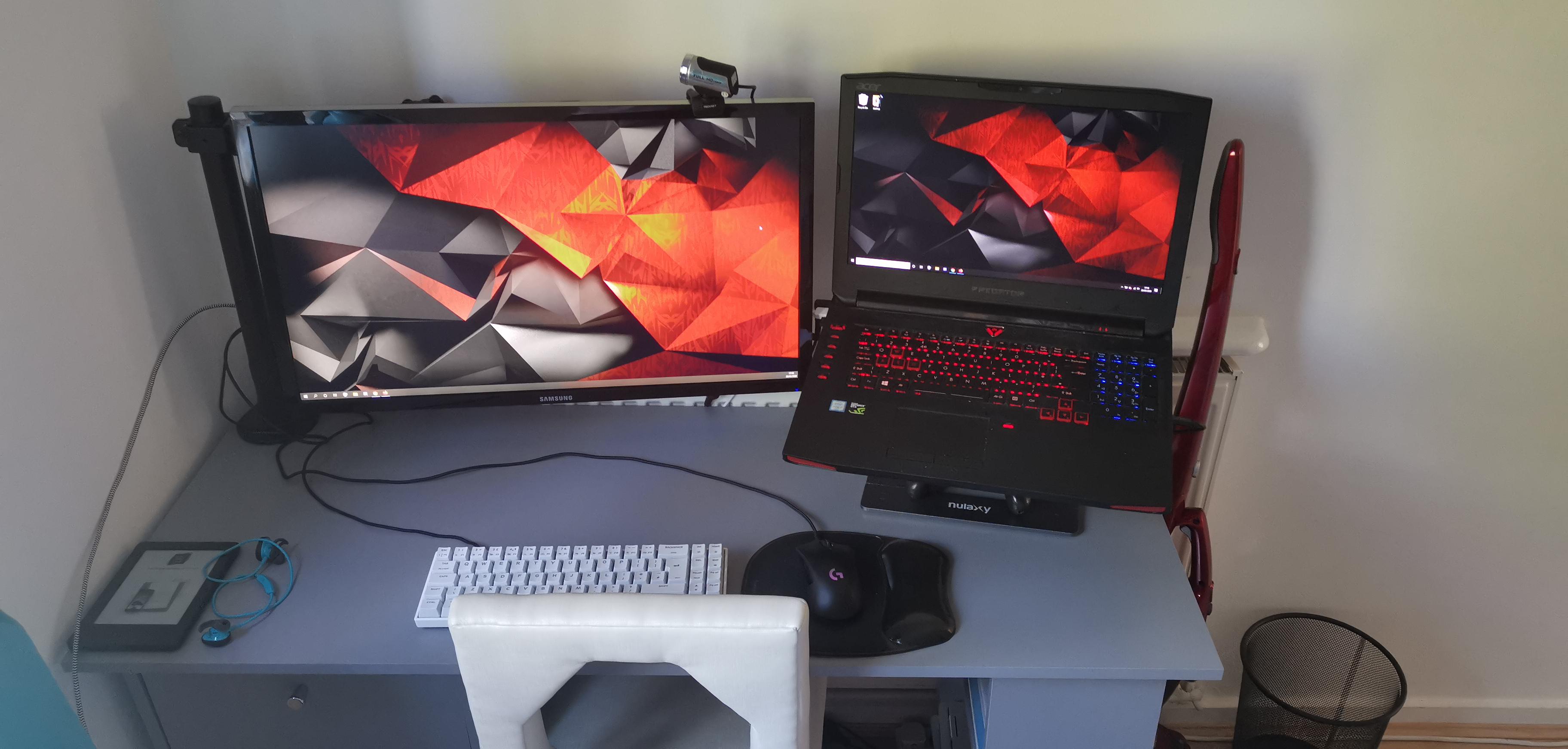 Very budget very average setup in a very tiny space | Scrolller