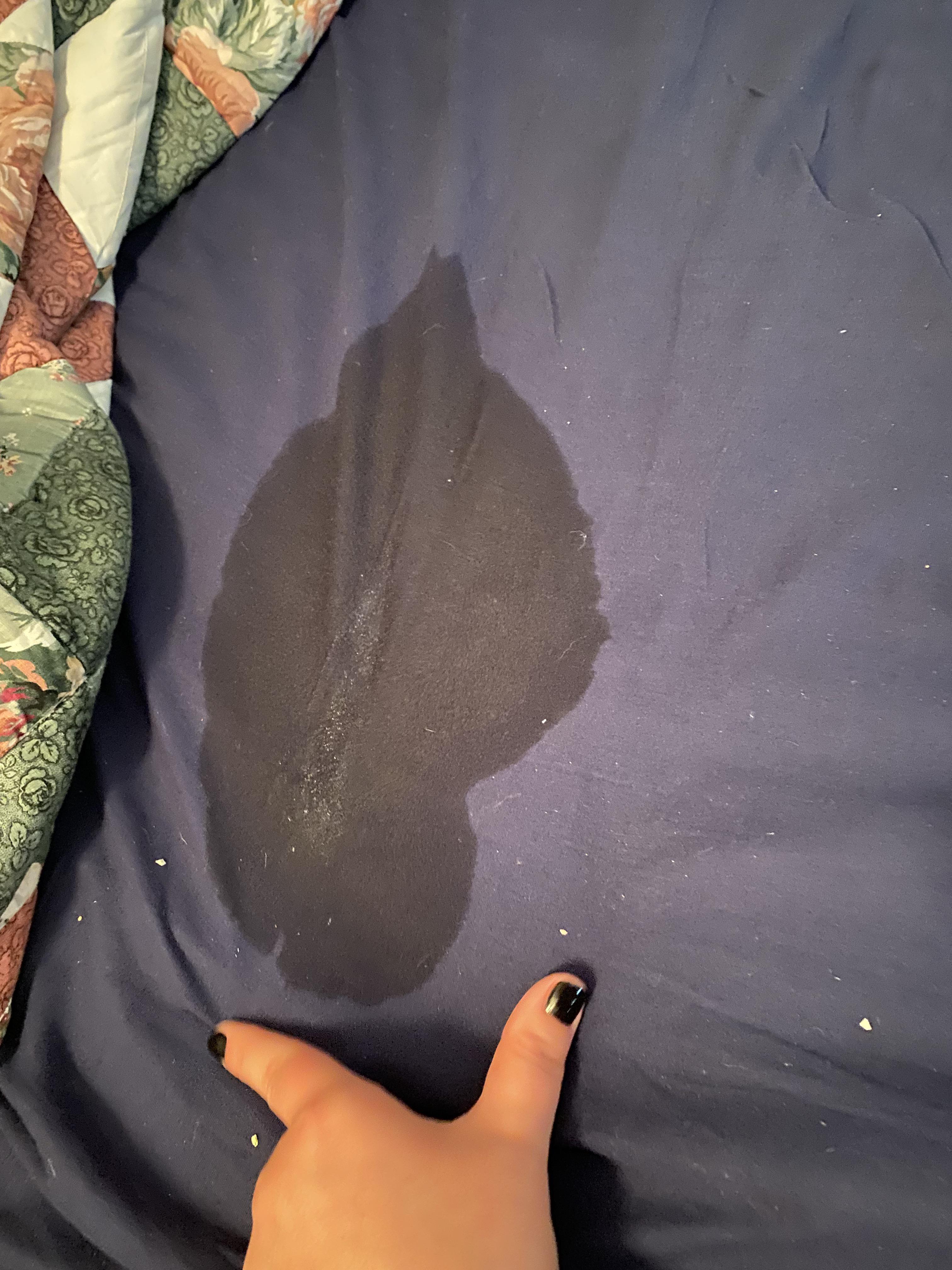 Wanna see how I made this wet spot? Scrolller