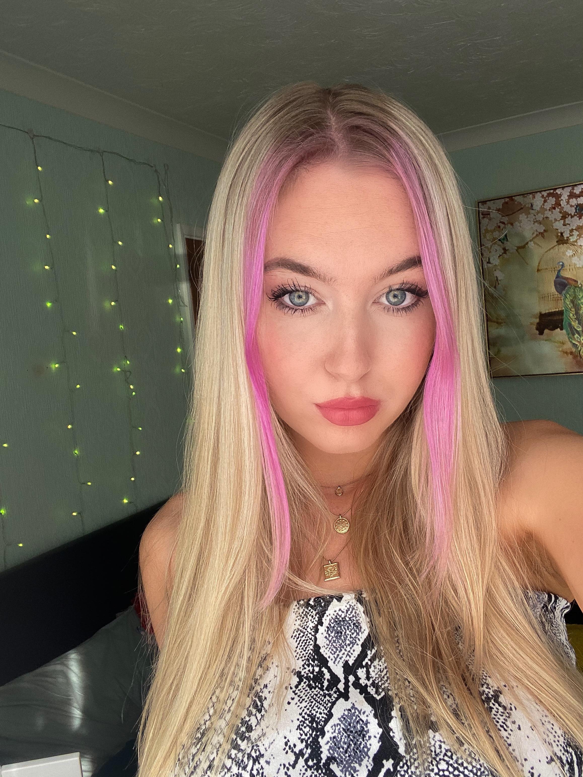 want to give me a facial? Scrolller