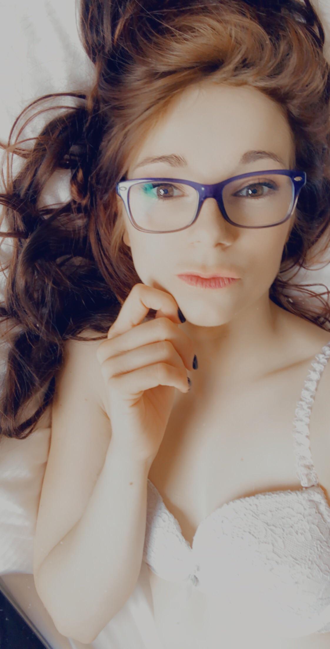 You Like My Glasses I Love To Wear Them 🥰 Scrolller