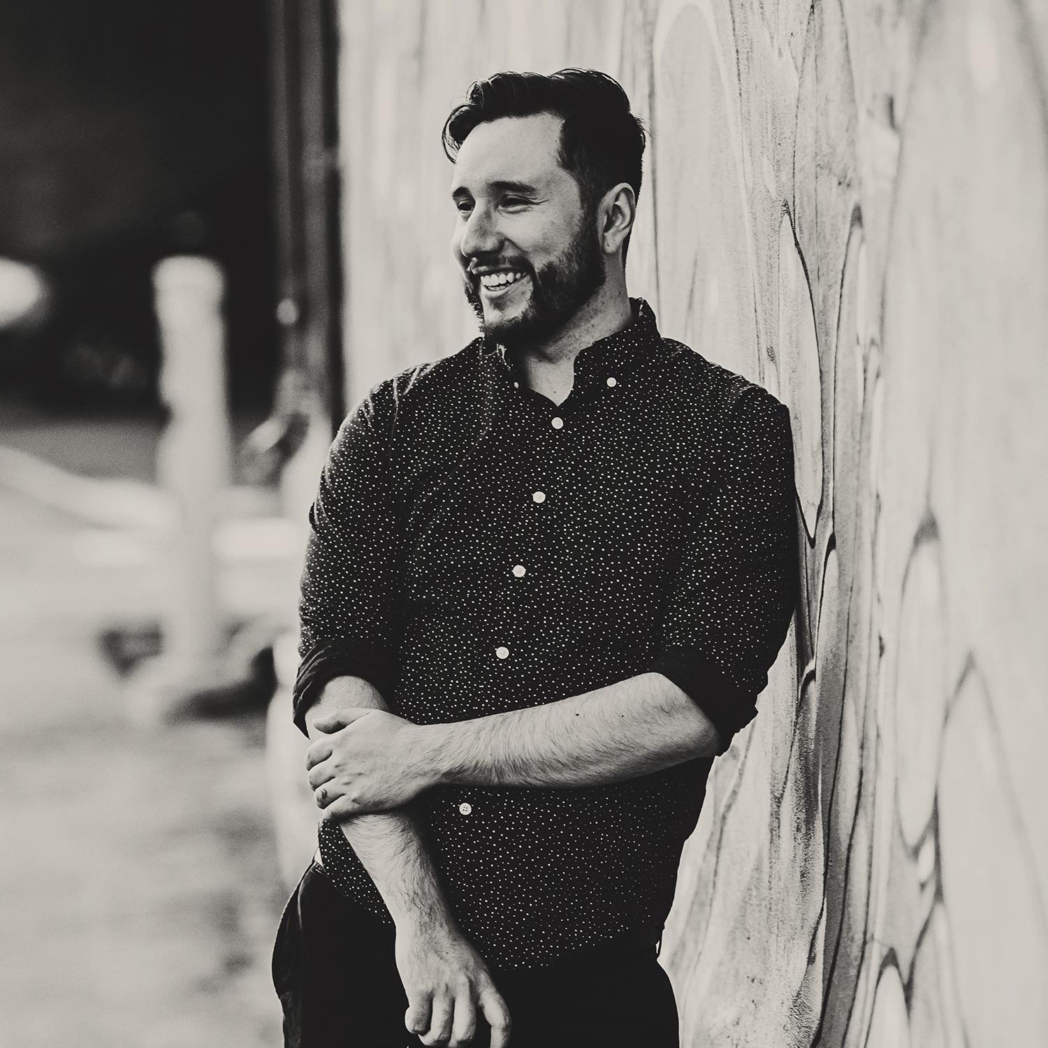 30 Daddy Dom looking for his little Scrolller