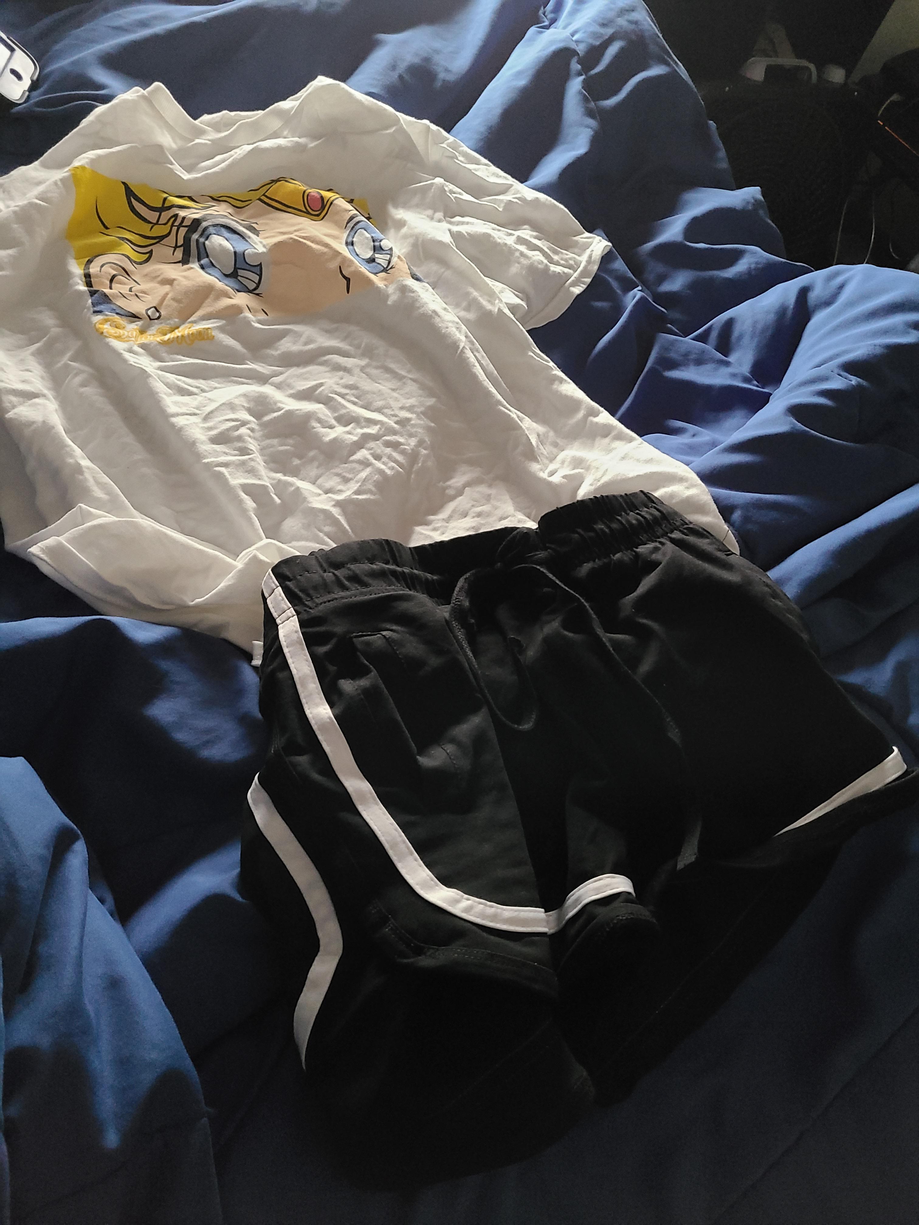 any-femboys-wanna-jerk-off-together-while-wearing-cute-clothes-scrolller