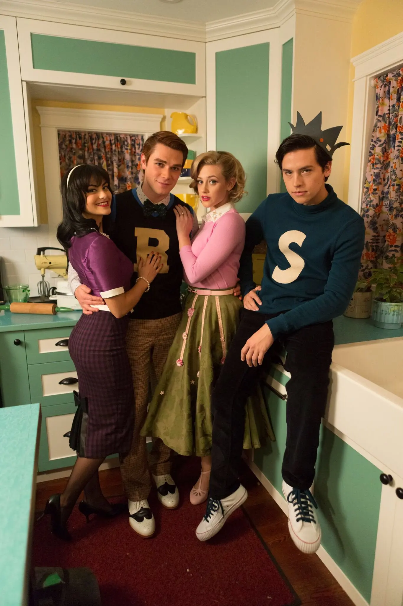 Discover more like Riverdale: [Actor Fluff] Cast cosplaying their own ...