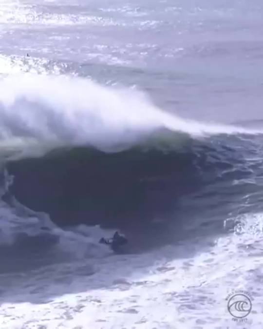 Alex Botelho's jet ski accident during the Nazare Tow Surfing Challenge. Alex was knocked