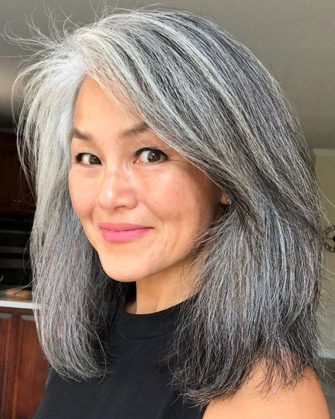 Asian gilf Scrolller