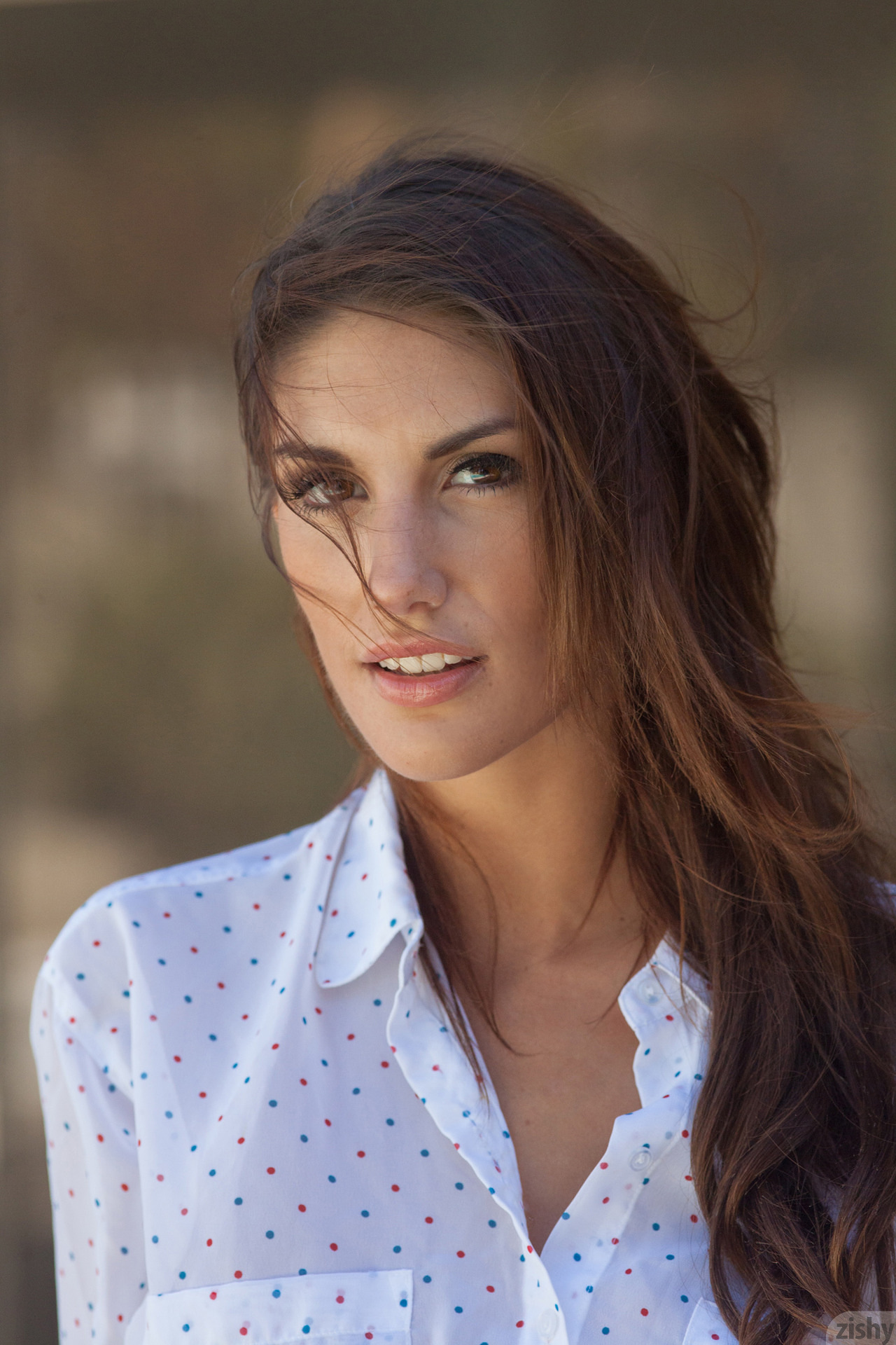 August Ames Scrolller