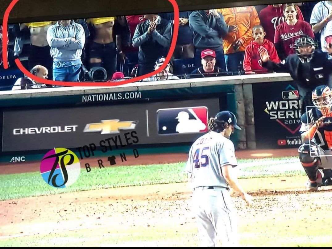 Baseball game looks fun tbh Scrolller