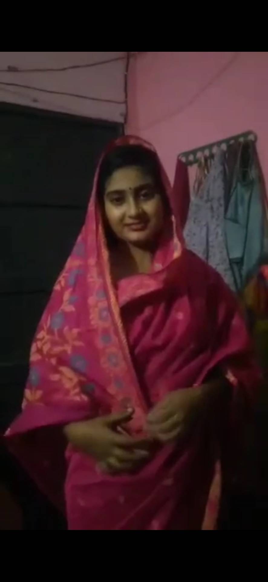 Bengali Bhabhi😘😍 Videos leaked By Boyfriend 3 Videos💦💦 | Scrolller