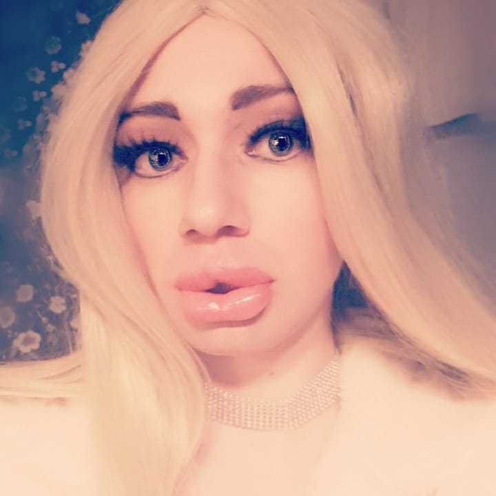 Bimbo fuckdoll | Scrolller