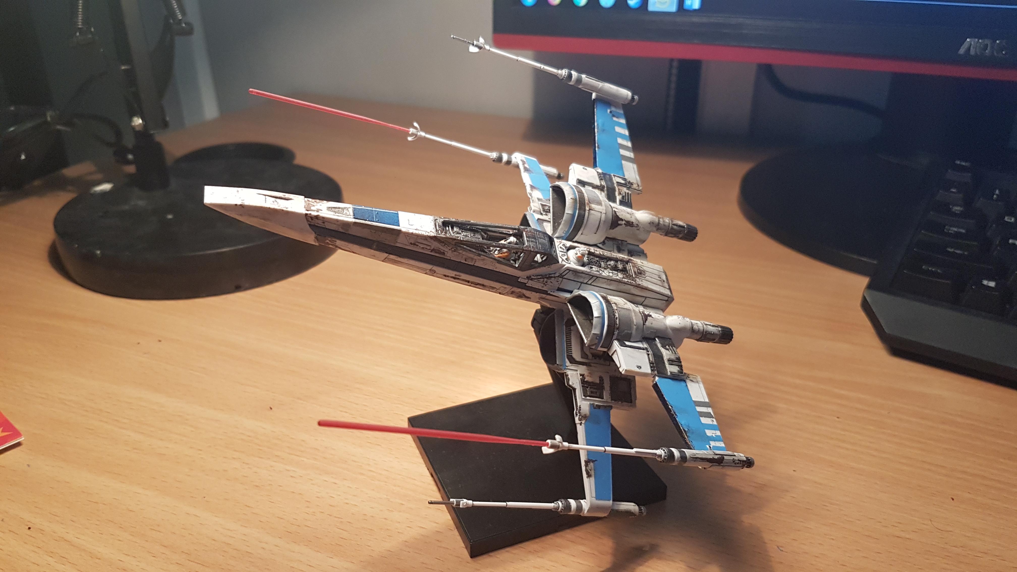 Blue Squadron X-wing | Scrolller