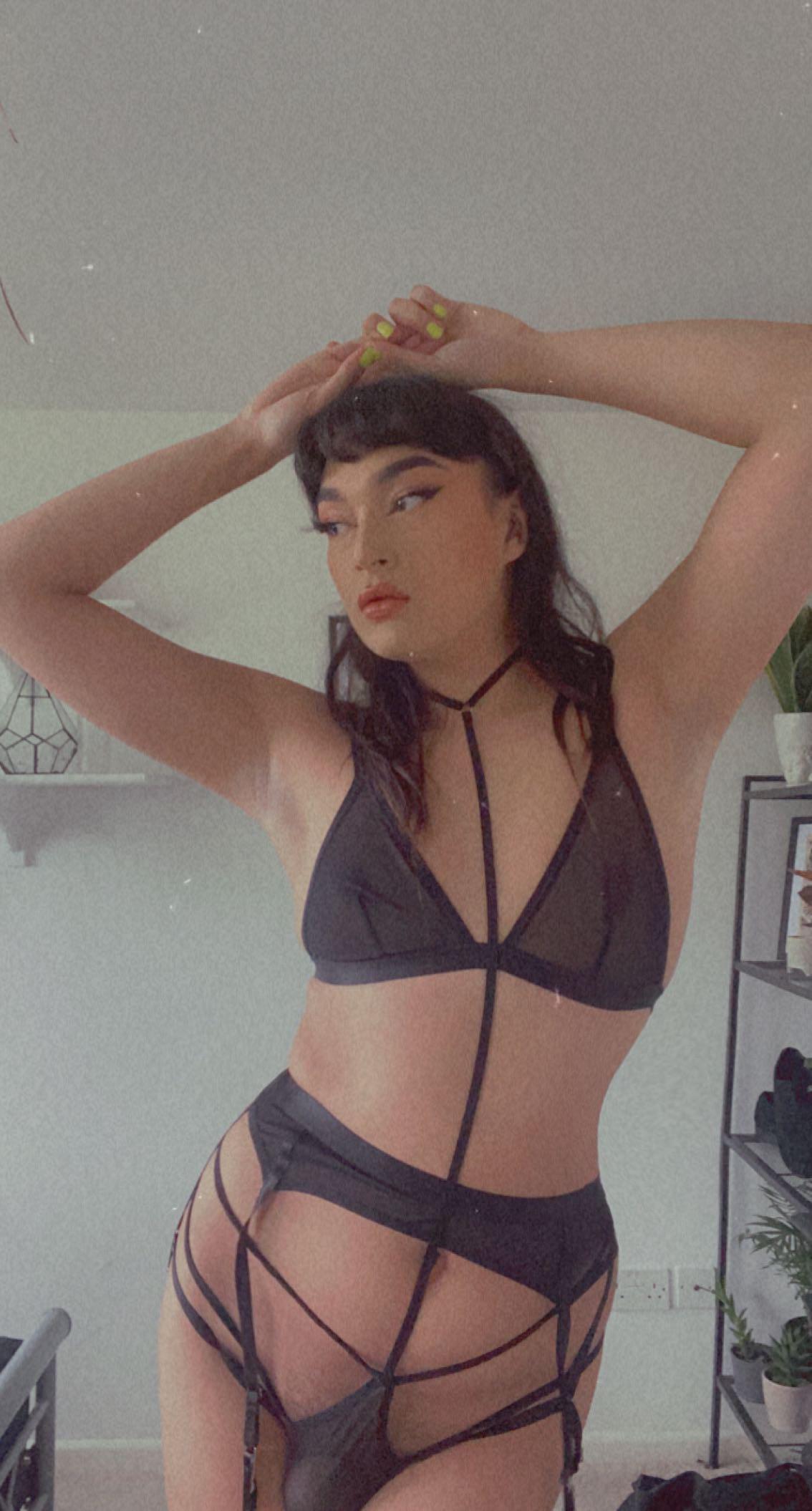 Go on to discover millions of awesome videos and pictures in thousands of o...