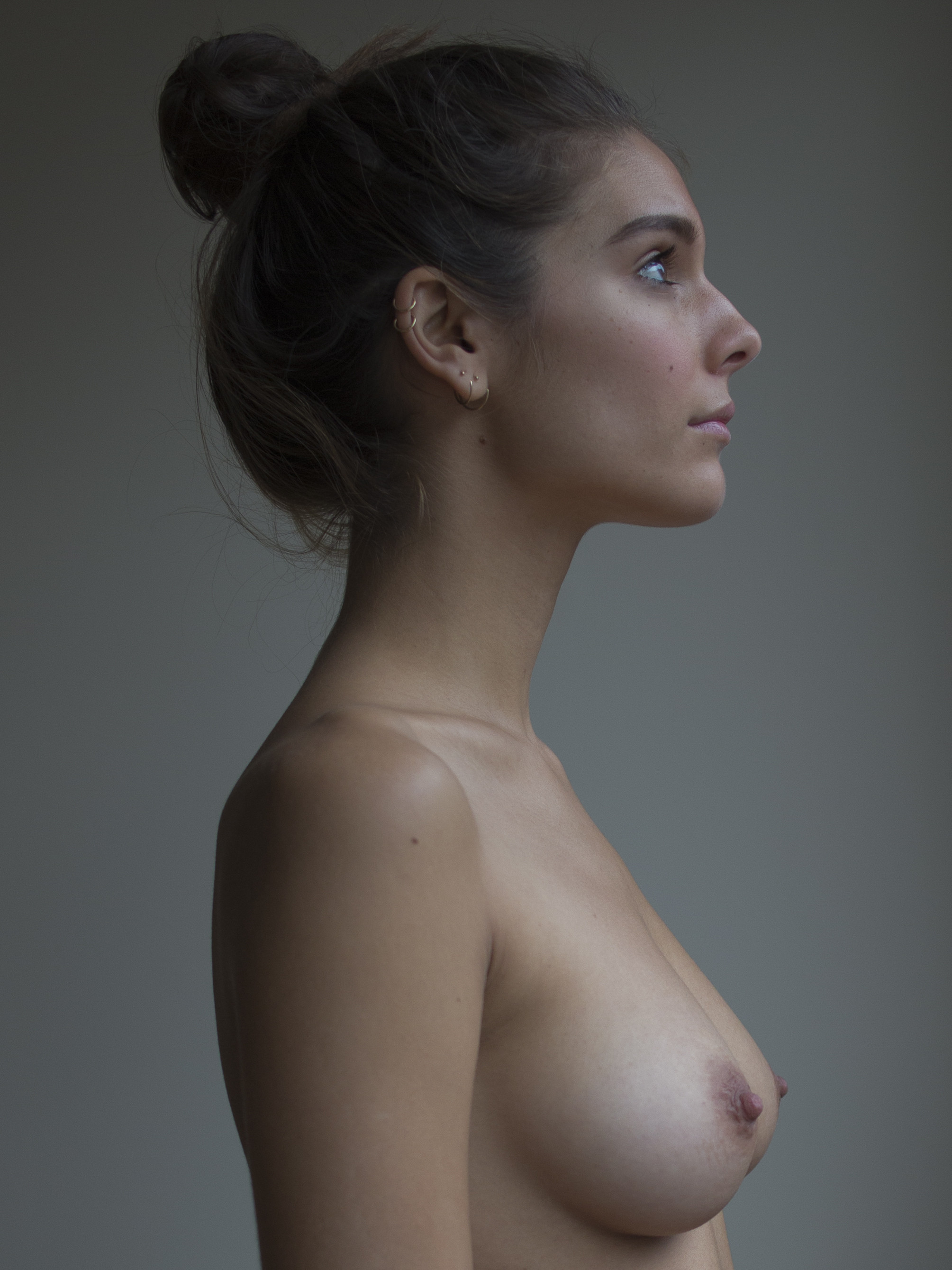 Side Boobs Nude