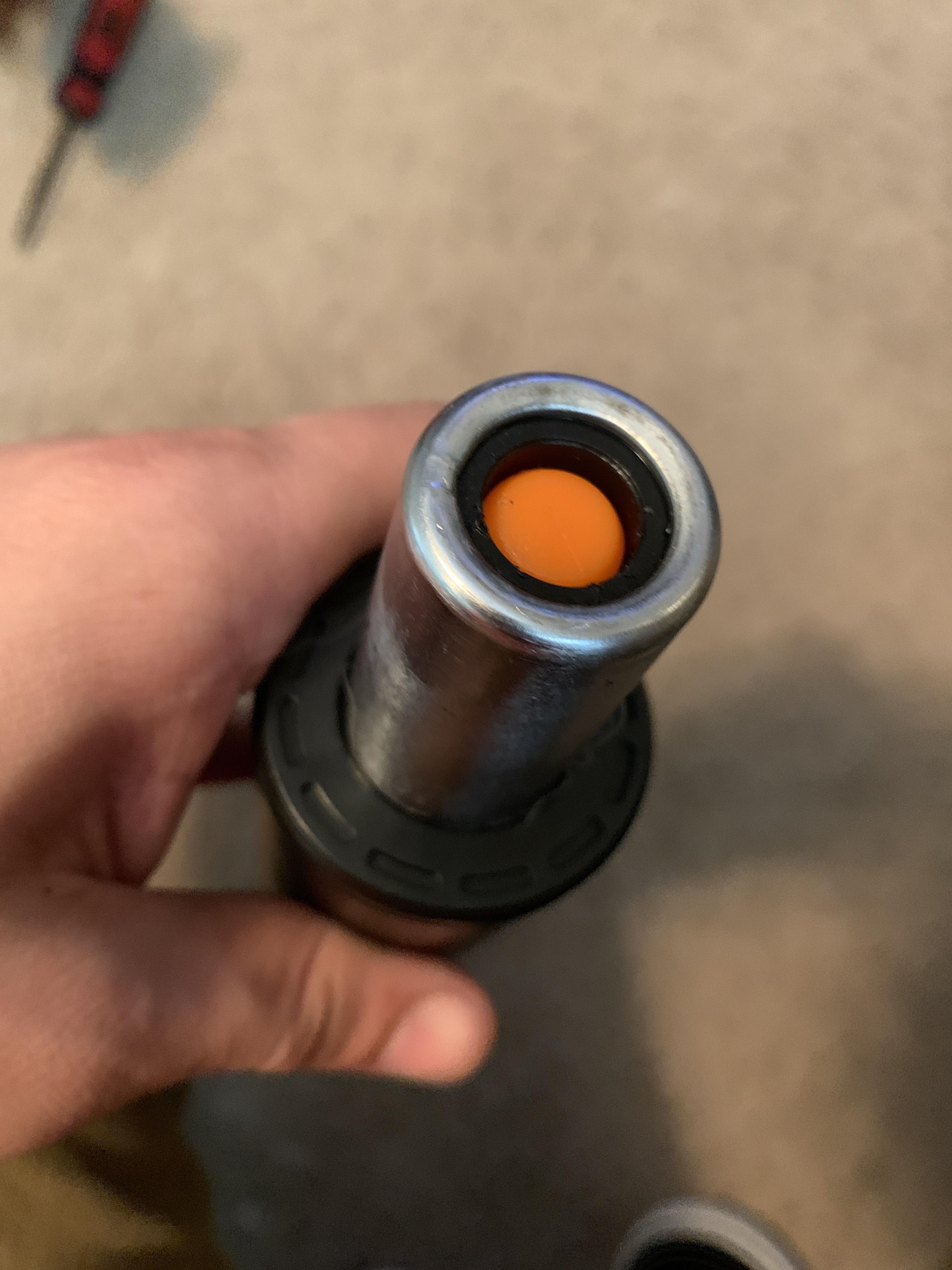 Can I fix this gas cylinder? it came in the box stuck inside like that. Scrolller