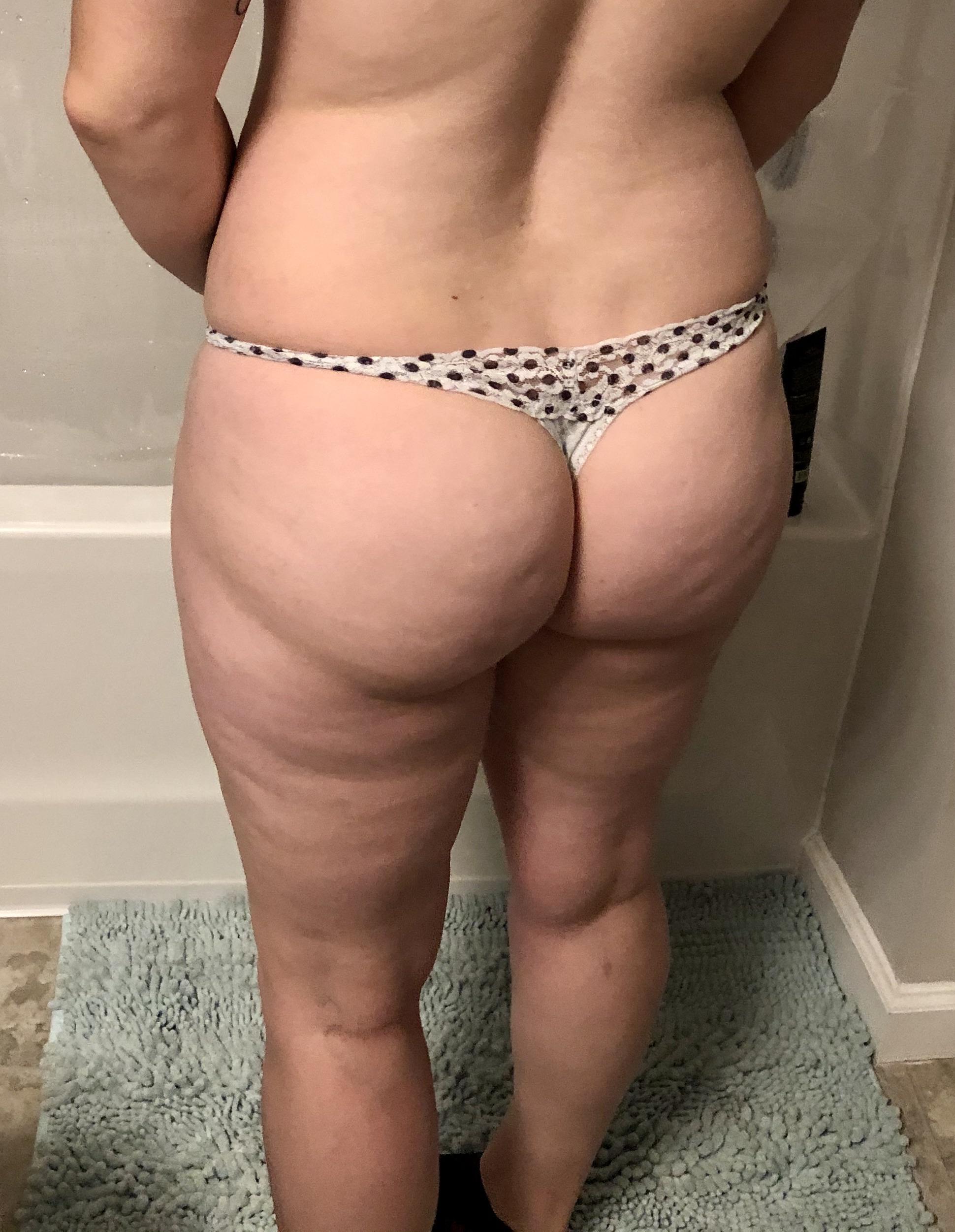 Care to join my hotwife in the shower this morning? Scrolller