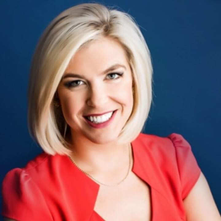 Charleston West Virginia WSAZ News Anchor Amanda Barren Scrolller