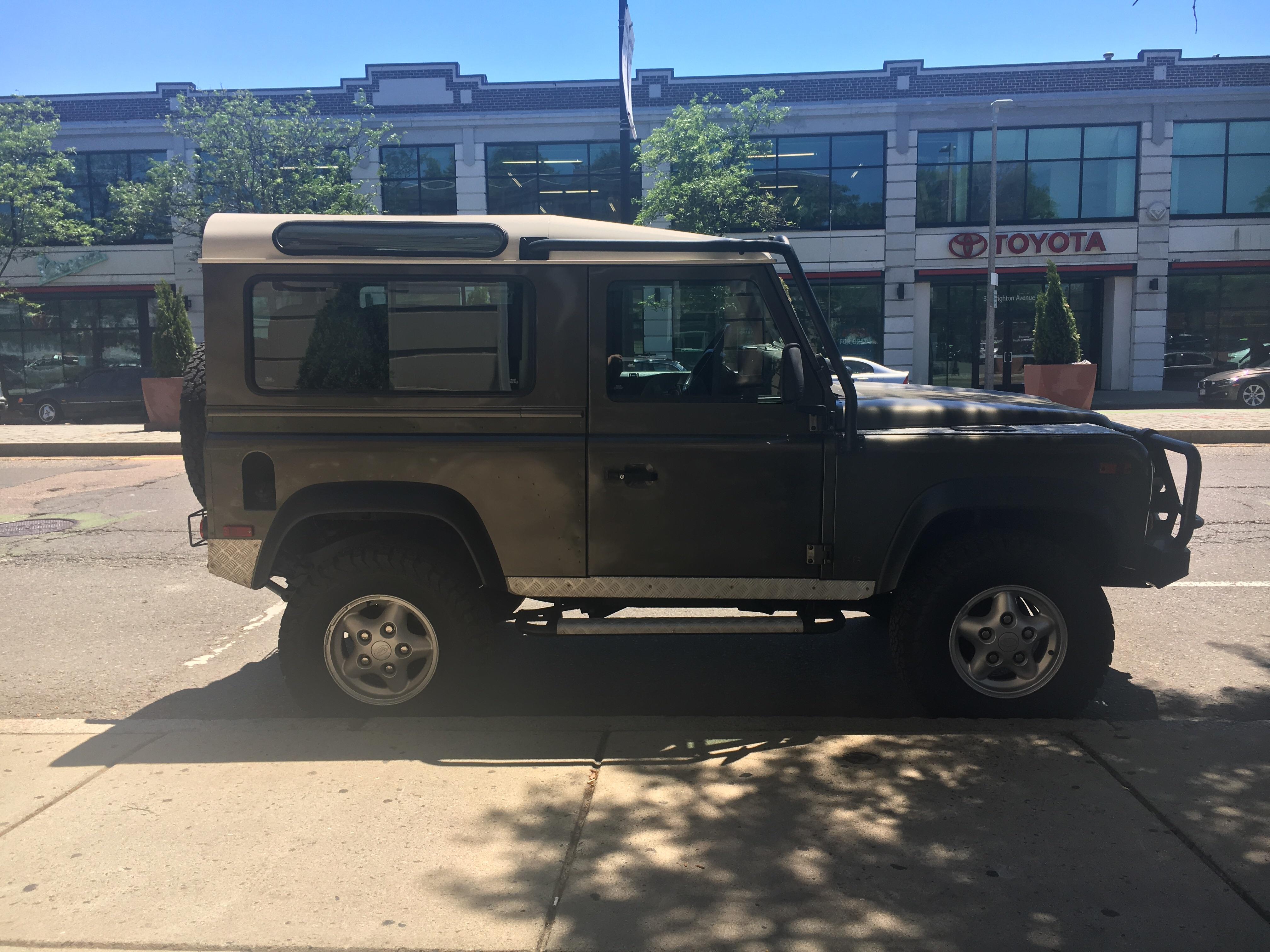 Classic Defender > Toyota | Scrolller