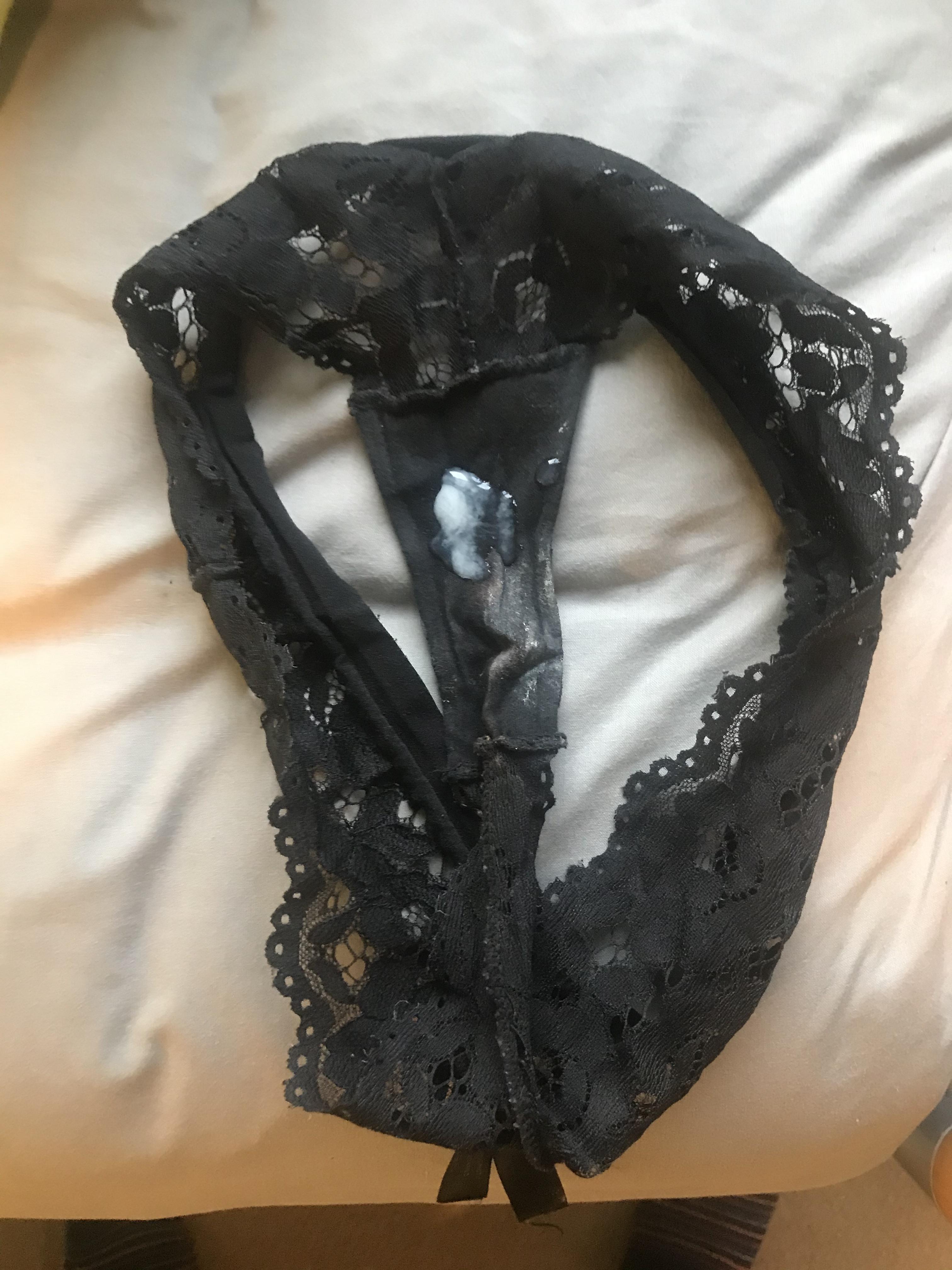 Cum Step Mums Discharge Panties Scrolller