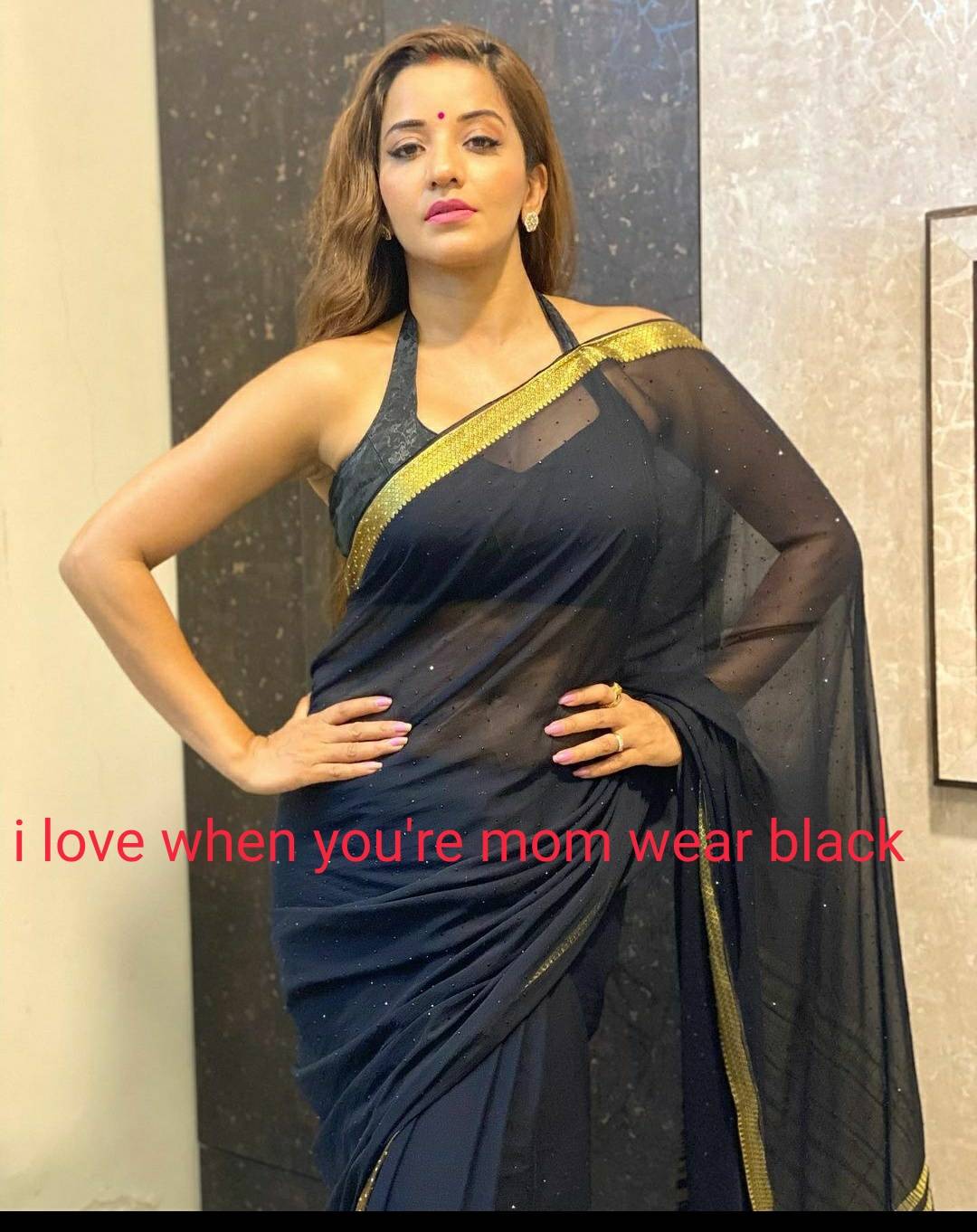 Desi mom wear black saree. Scrolller