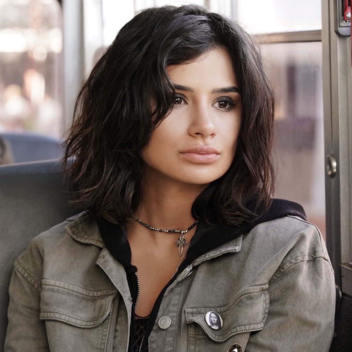 Diane Guerrero Scrolller