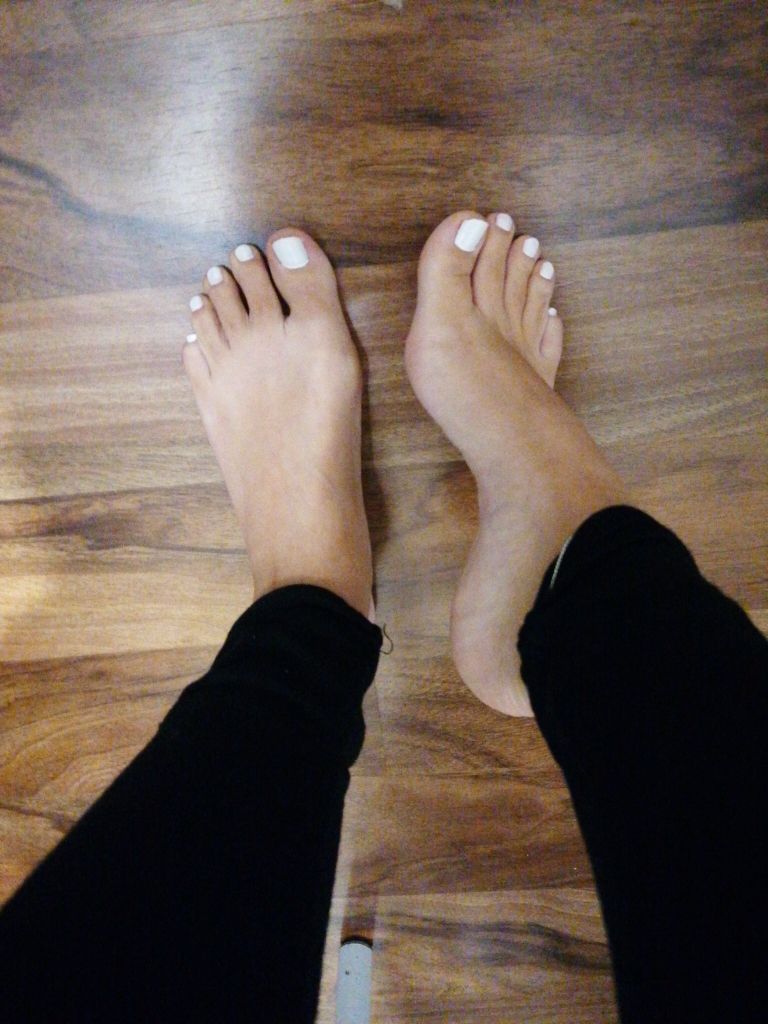 Do You Want To Suck My Toes 😋 Scrolller 9835