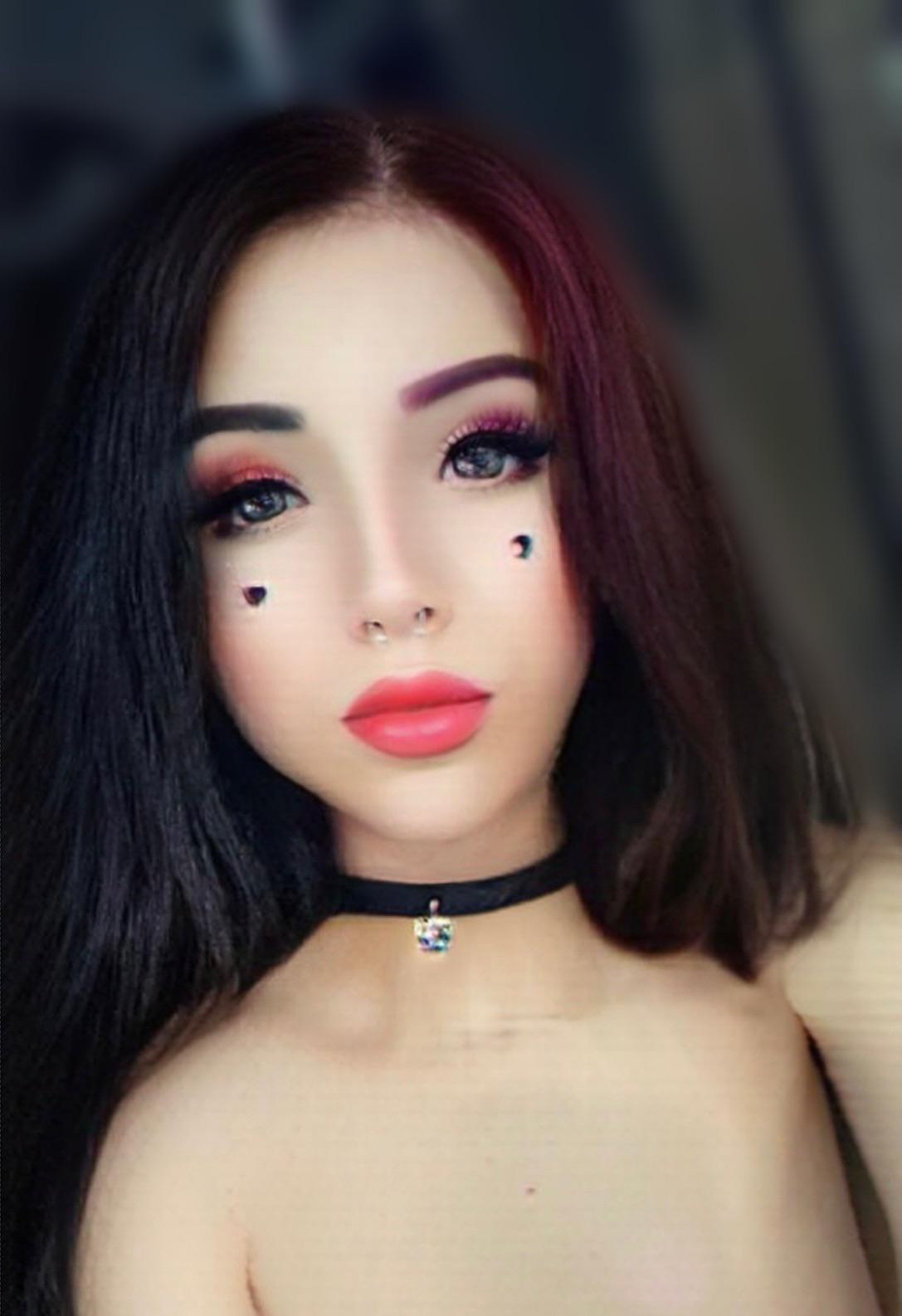 E girl | Scrolller